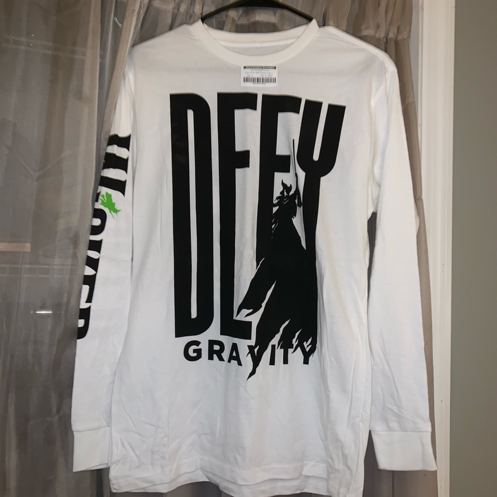 BROADWAY WICKED LONG SLEEVE NWT